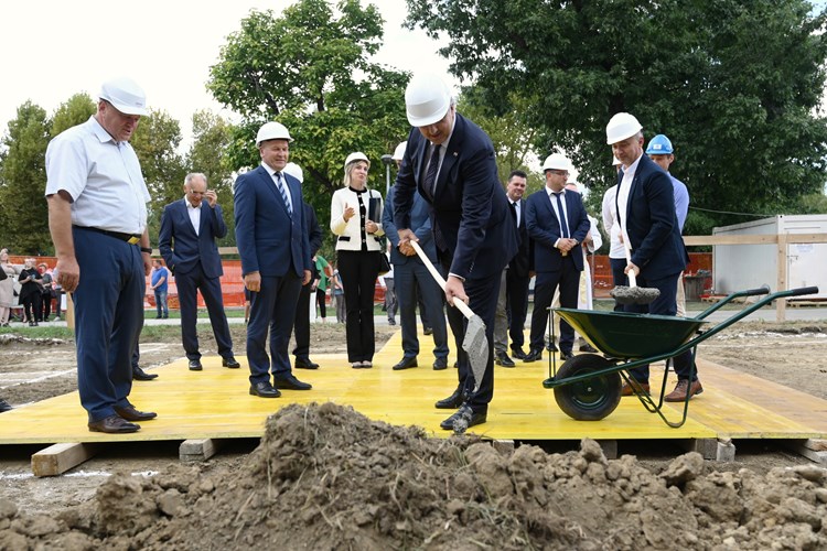 Najveće ulaganje u obrazovanje u povijesti Hrvatske vrijedno 2,7 milijarde eura